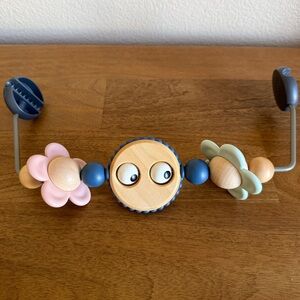BABYBJÖRN Googly Eye Bouncer Toy Bar Pastel